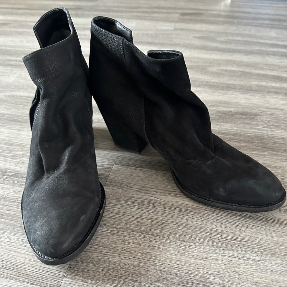 Sam Edelman Black Suede Block Heeled Ankle Boots 10